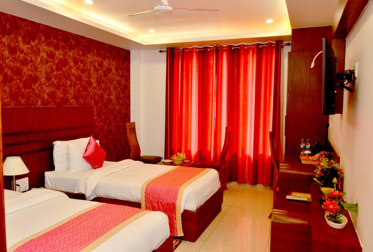 Sgt Plaza Guest house Varanasi
