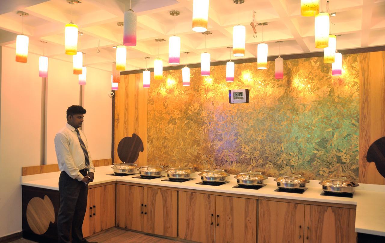 Sgt Plaza Guest house 3*